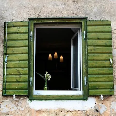 Amerikon Braco Apartment *